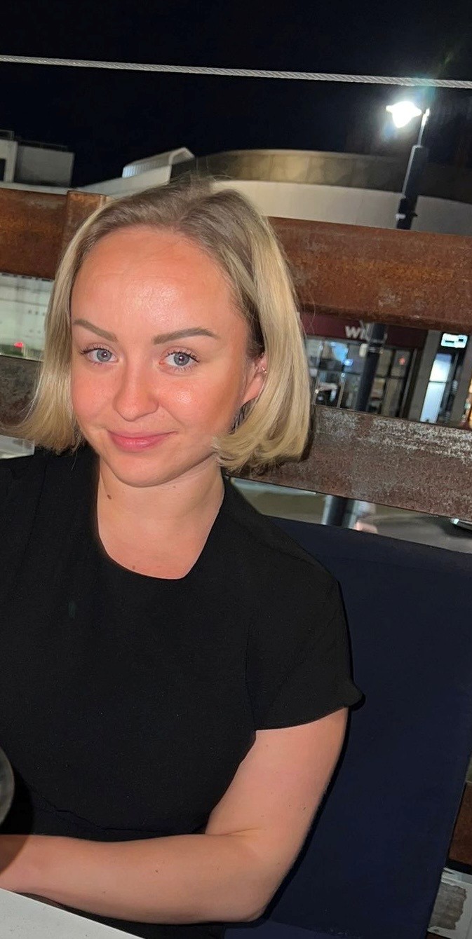 A head and shoulders image of Holly Sarle.