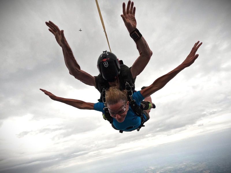 A Fight for Sight supporter freefalling during a skydive, whilst attached to their instructor